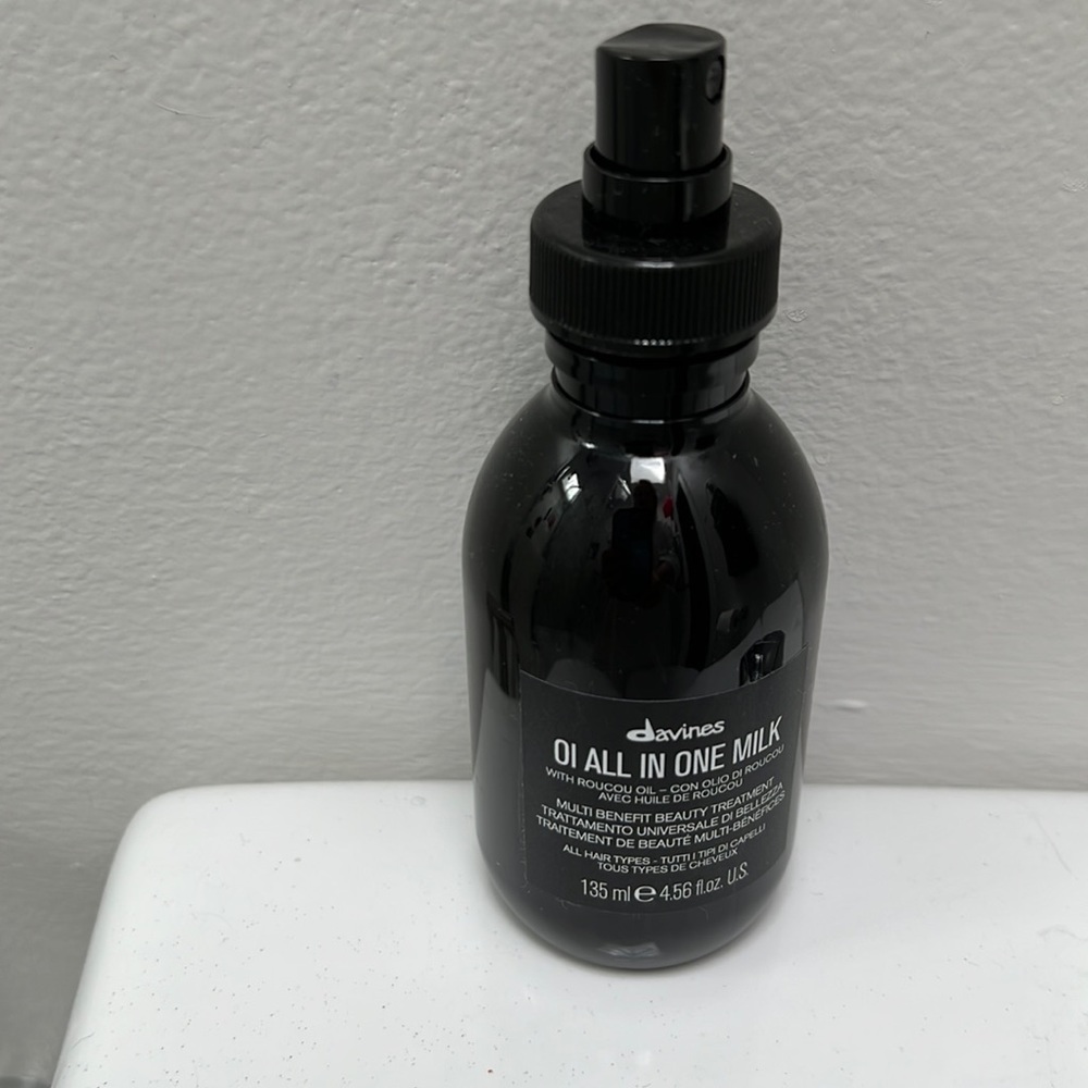 DAVINES ALL IN ONE MILK ANTI FRIZZ CONDITIONER - Picture 2 of 3